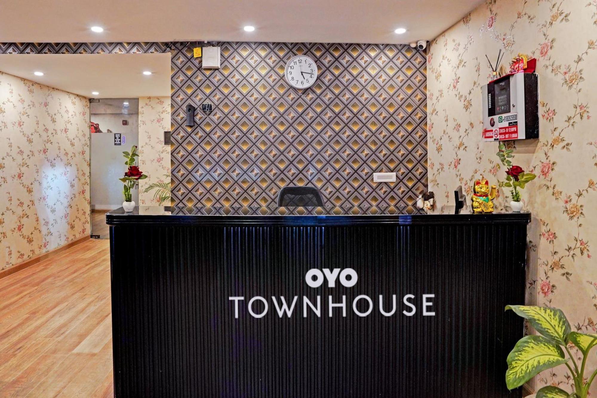 Townhouse Pantao Stays Gurgaon Ngoại thất bức ảnh